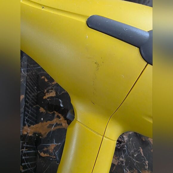 Drybar Buttercup Blow-Dryer - Picture 6 of 11